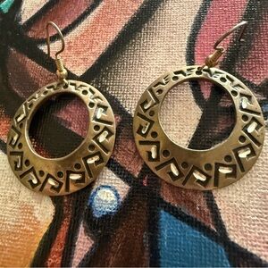 Vintage Toadland 24k Electroplated Over Pewter Round Art Deco Hook Earrings 1996